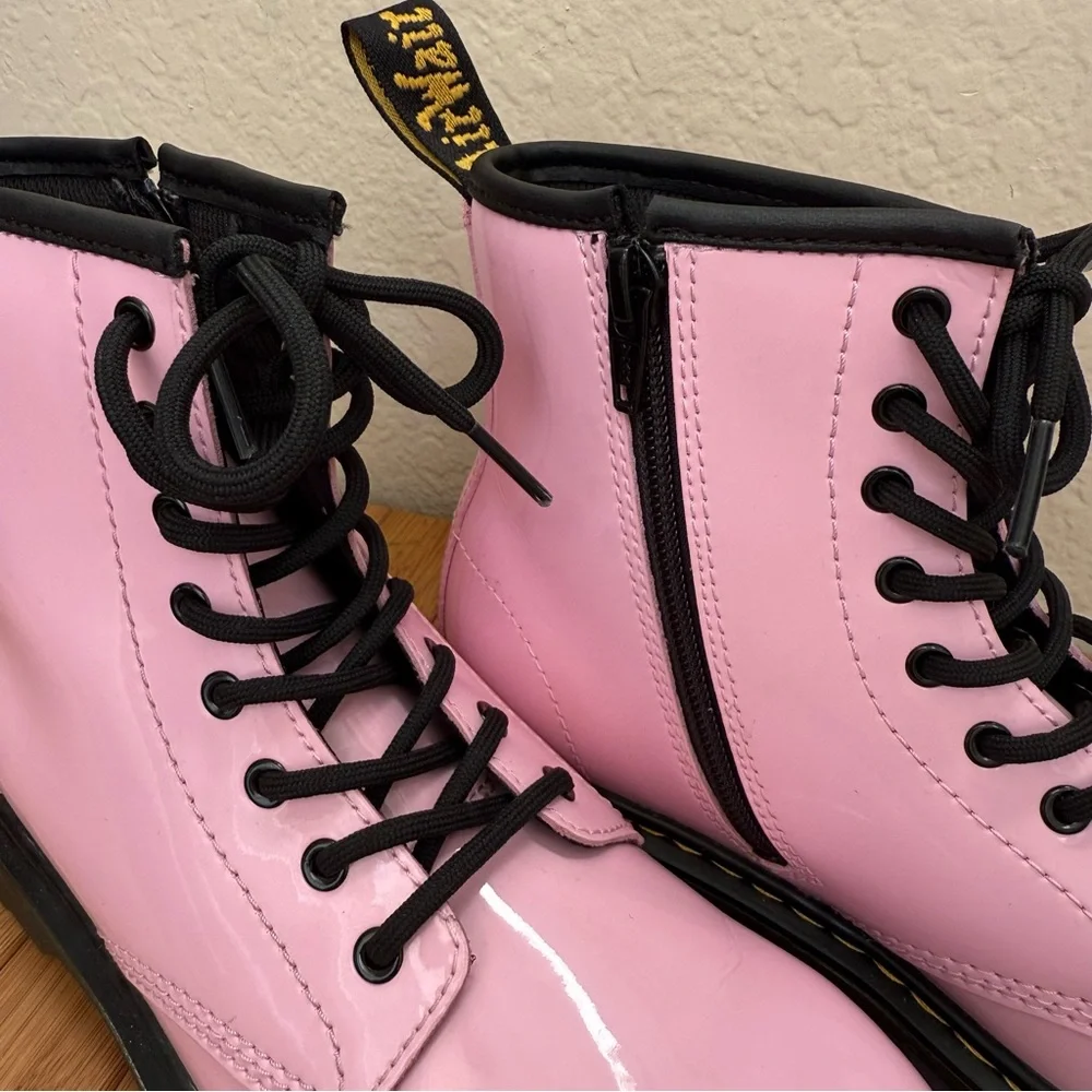 Dr. Martens 1460 Patent Leather Pink Docs Youth‎ sz 4 NWOB